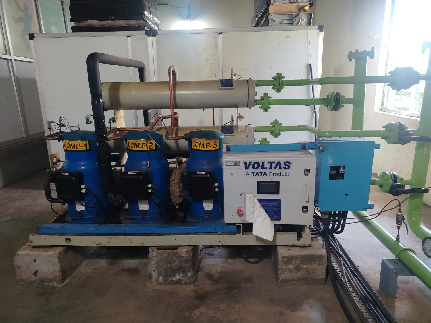 Industrial water chiller